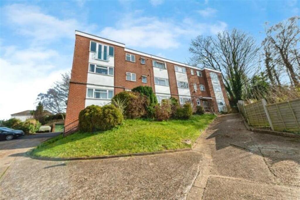 Main image of property: Cobden Heights, Bitterne, SO18