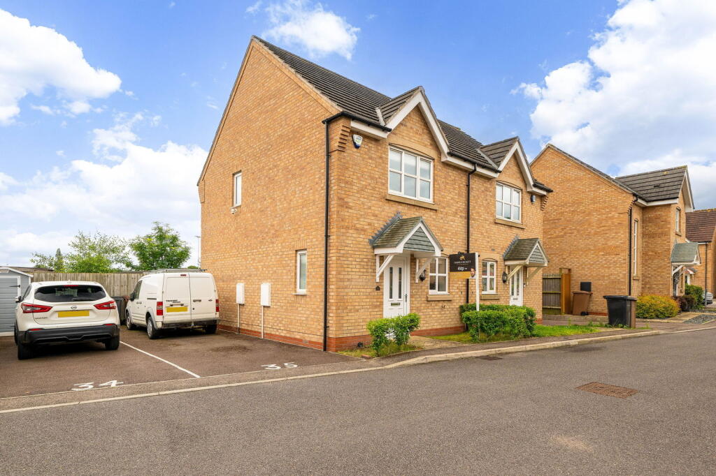 Main image of property: 35 Spire Close, Lincoln, LN1 3QE