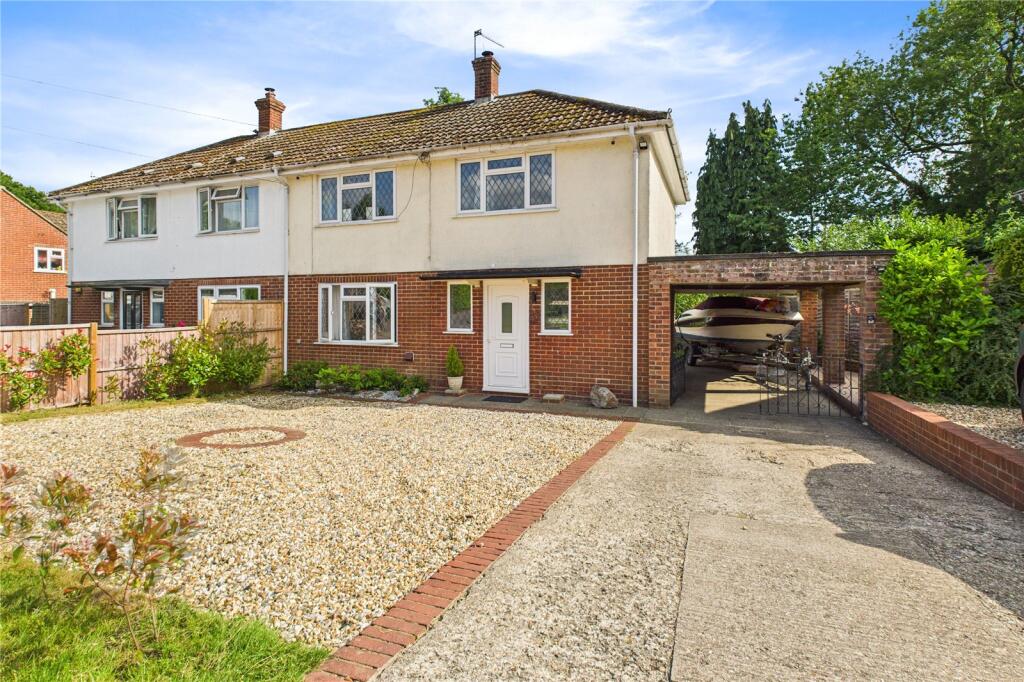 Main image of property: Wakemans, Upper Basildon, Reading, RG8