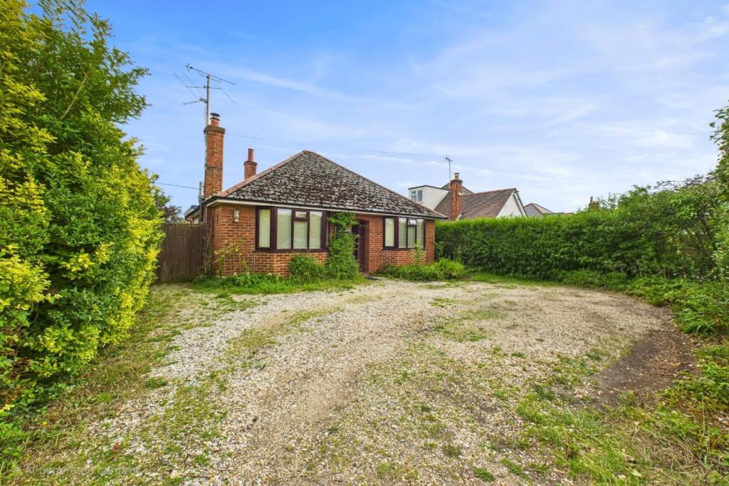 Main image of property: Bath Road, Padworth, Reading, Berkshire, RG7