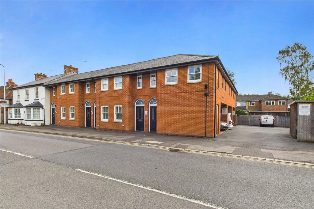 Main image of property: Applewood House, Church Street, Theale, RG7