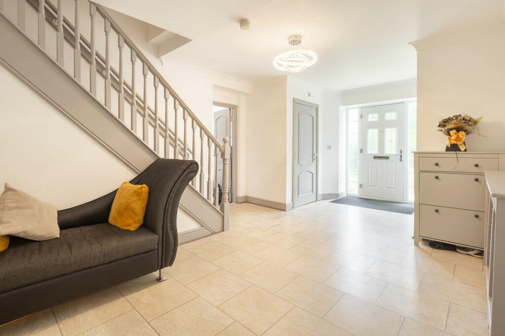 Additional property image - Grange Park Drive, Bingley, BD16 1NJ