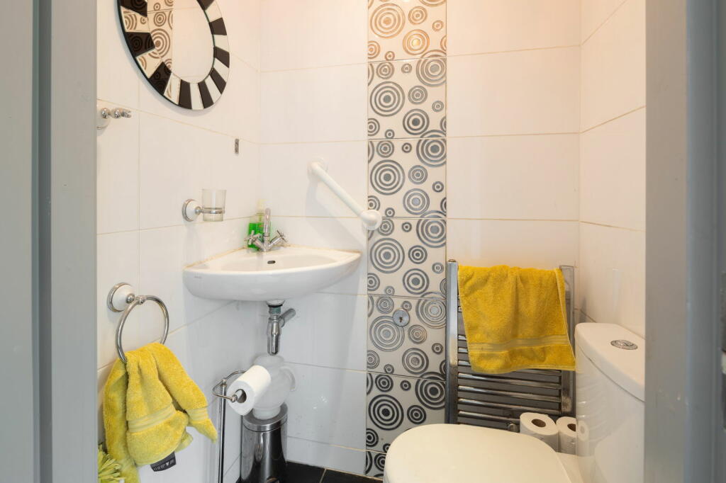 Additional property image - Grange Park Drive, Bingley, BD16 1NJ
