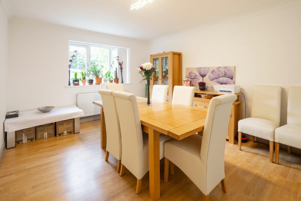 Additional property image - Grange Park Drive, Bingley, BD16 1NJ