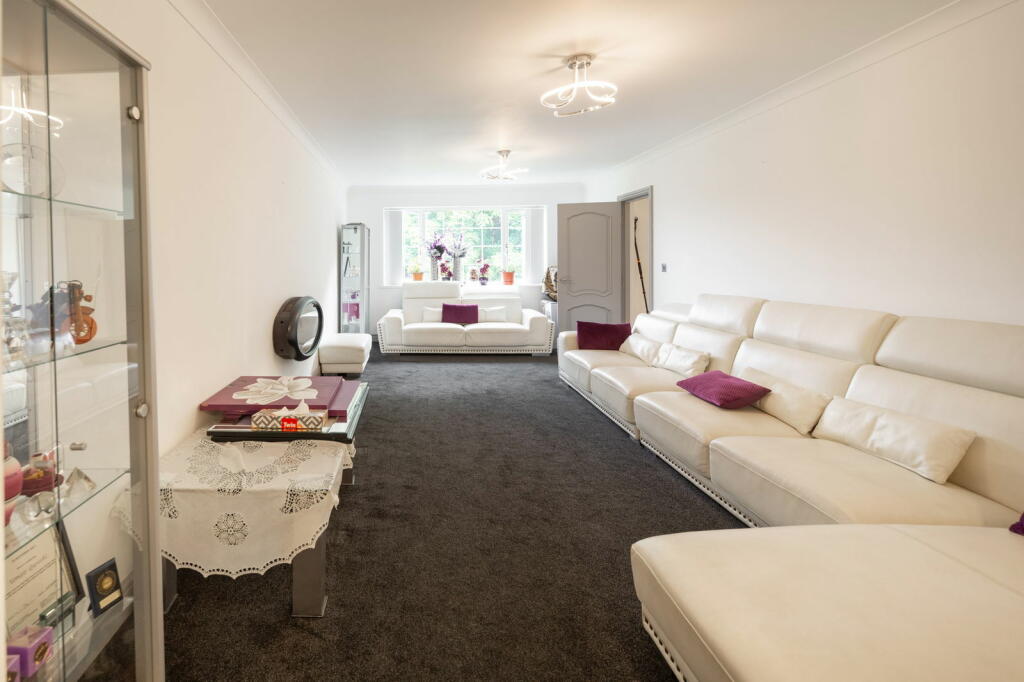 Additional property image - Grange Park Drive, Bingley, BD16 1NJ