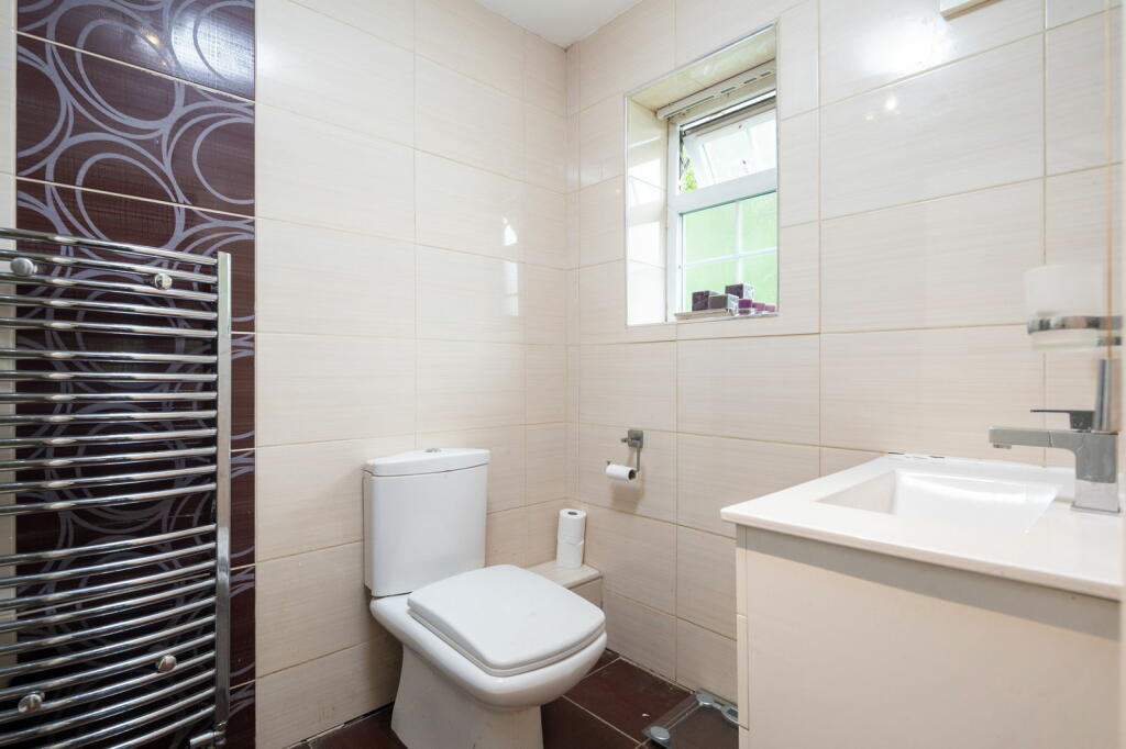 Additional property image - Grange Park Drive, Bingley, BD16 1NJ
