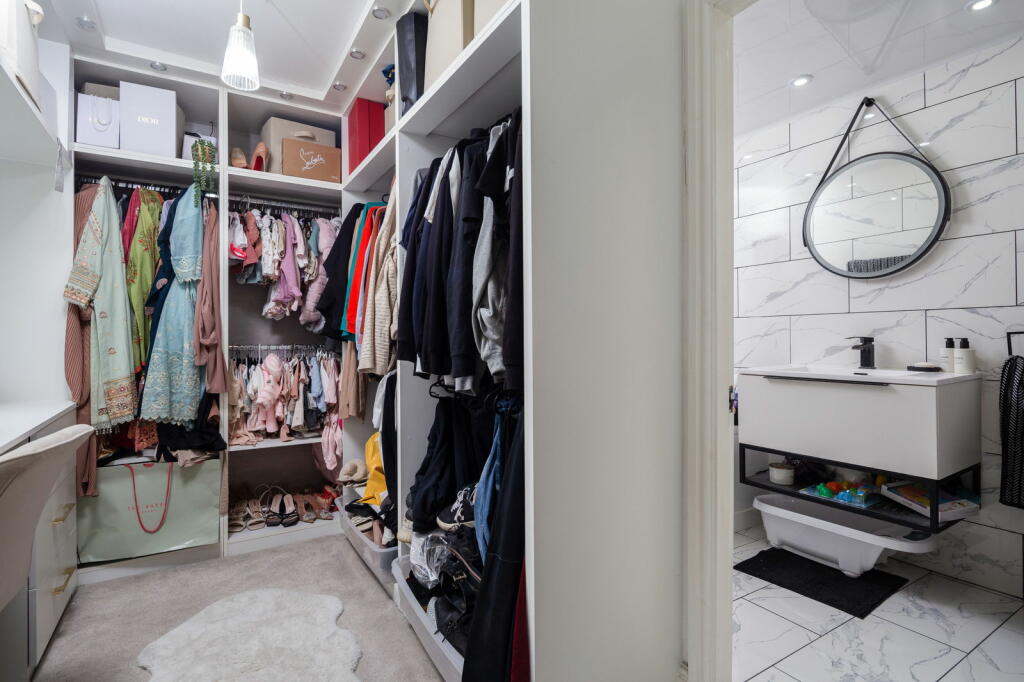 Additional property image - Grange Park Drive, Bingley, BD16 1NJ