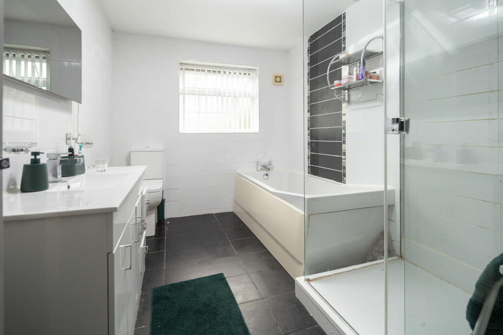 Additional property image - Grange Park Drive, Bingley, BD16 1NJ