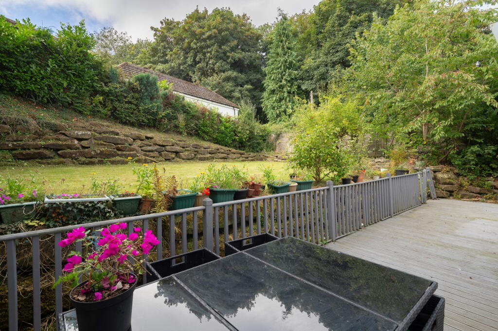 Additional property image - Grange Park Drive, Bingley, BD16 1NJ
