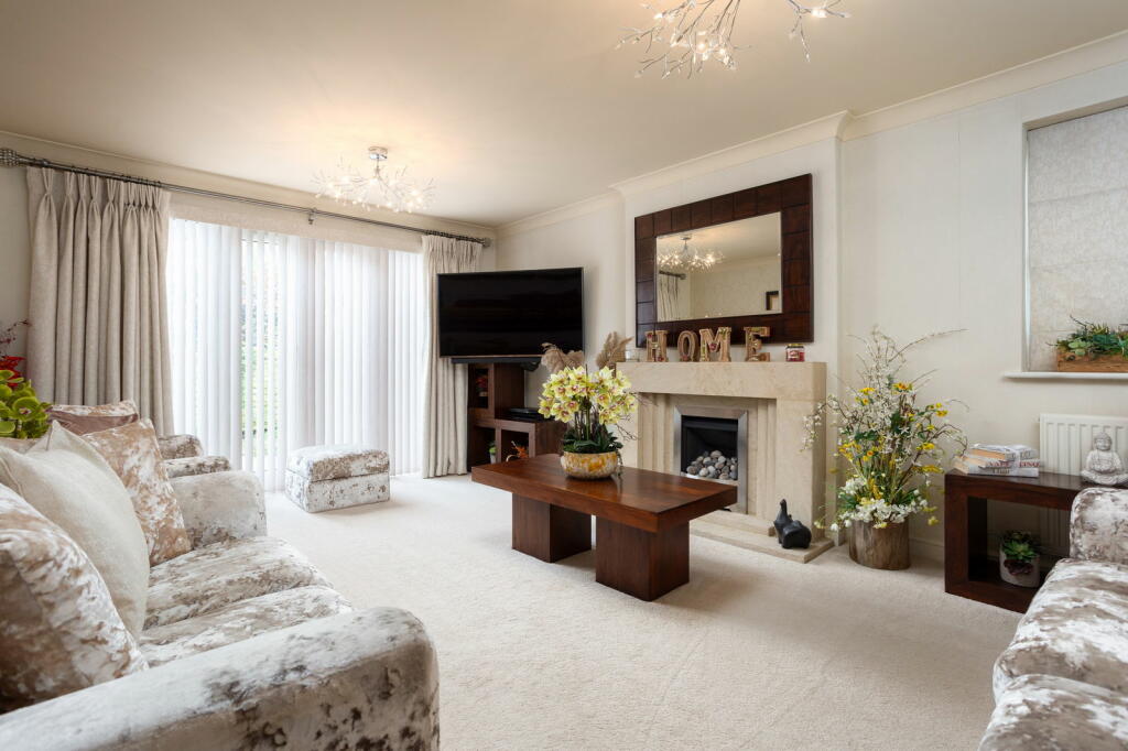 Additional property image - Overland Crescent, Bradford, BD10 9TG