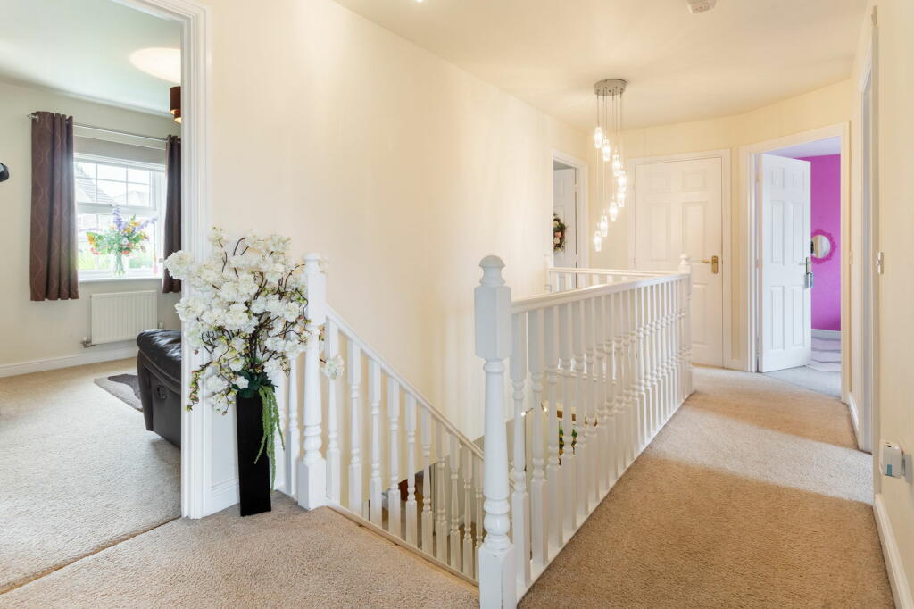 Additional property image - Overland Crescent, Bradford, BD10 9TG