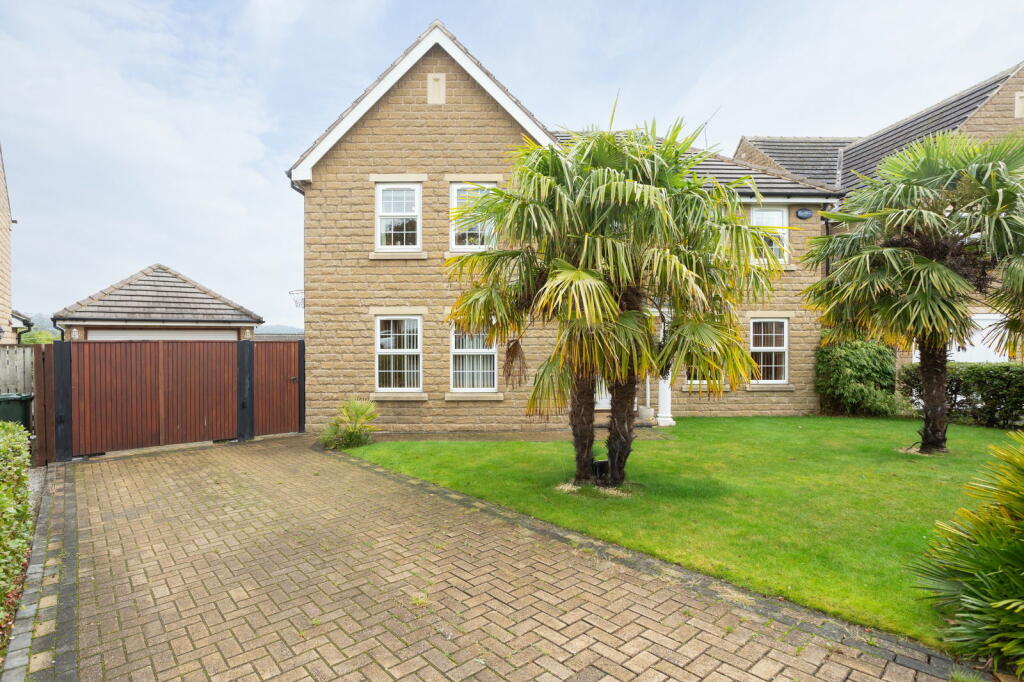 Additional property image - Overland Crescent, Bradford, BD10 9TG