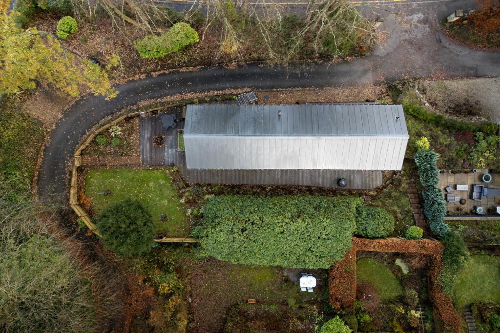 Additional property image - Skipton Road, Keighley, Bradford, BD20 6HJ
