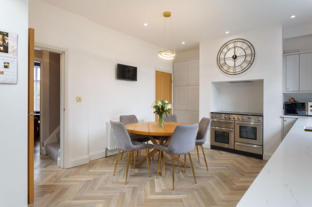 Additional property image - West Lane, Baildon, Shipley, BD17 5HD