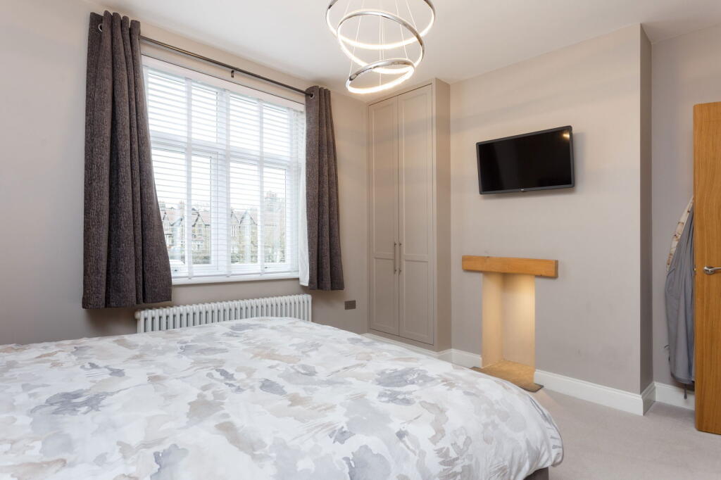 Additional property image - West Lane, Baildon, Shipley, BD17 5HD