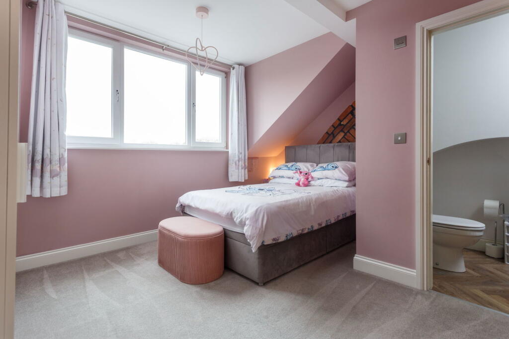 Additional property image - West Lane, Baildon, Shipley, BD17 5HD