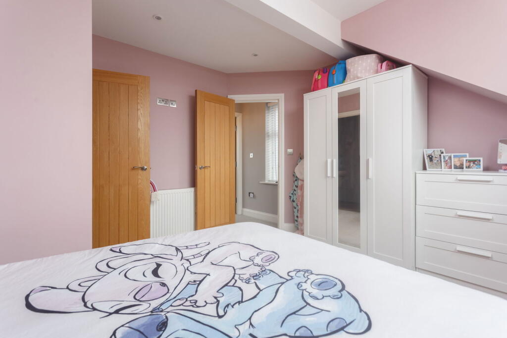 Additional property image - West Lane, Baildon, Shipley, BD17 5HD