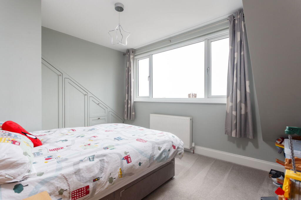 Additional property image - West Lane, Baildon, Shipley, BD17 5HD