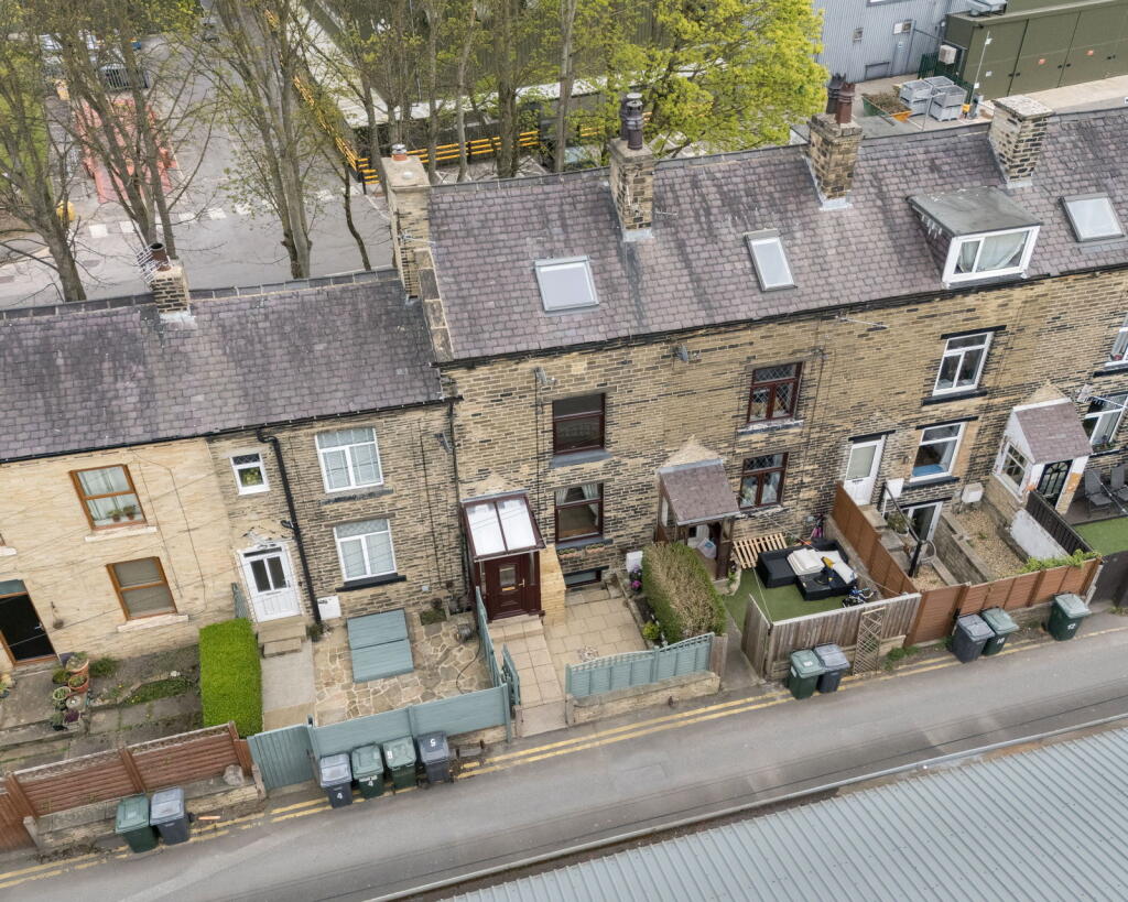 Main image of property: Briar Rhydding, Baildon, Shipley, BD17 7JW