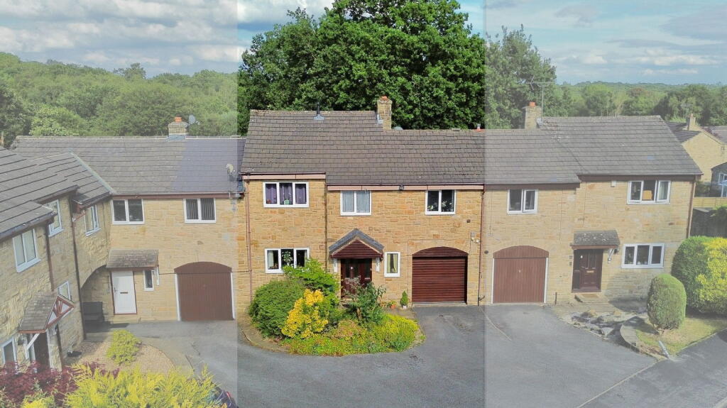 Main image of property: East Causeway, Leeds, LS16 8JT