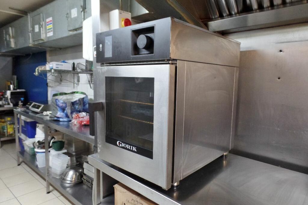 Additional property image - Crwys Road, Cardiff