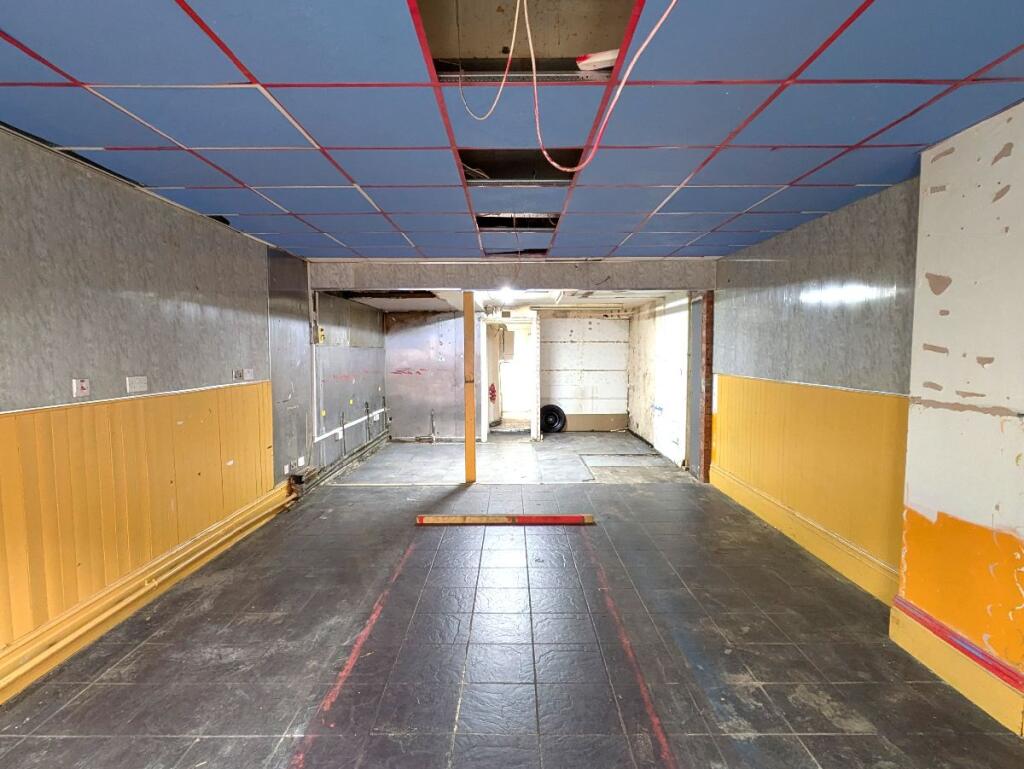 Additional property image - Clifton Street, Roath, Cardiff CF24 1LY