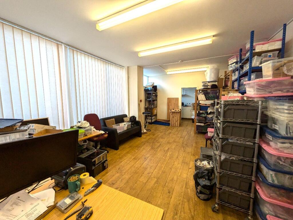 Additional property image - 36 Monthermer Road, Cathays, Cardiff CF24 4RA