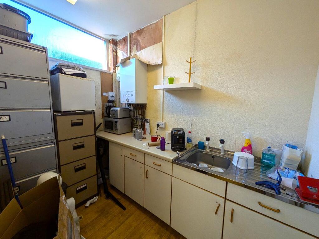 Additional property image - 36 Monthermer Road, Cathays, Cardiff CF24 4RA