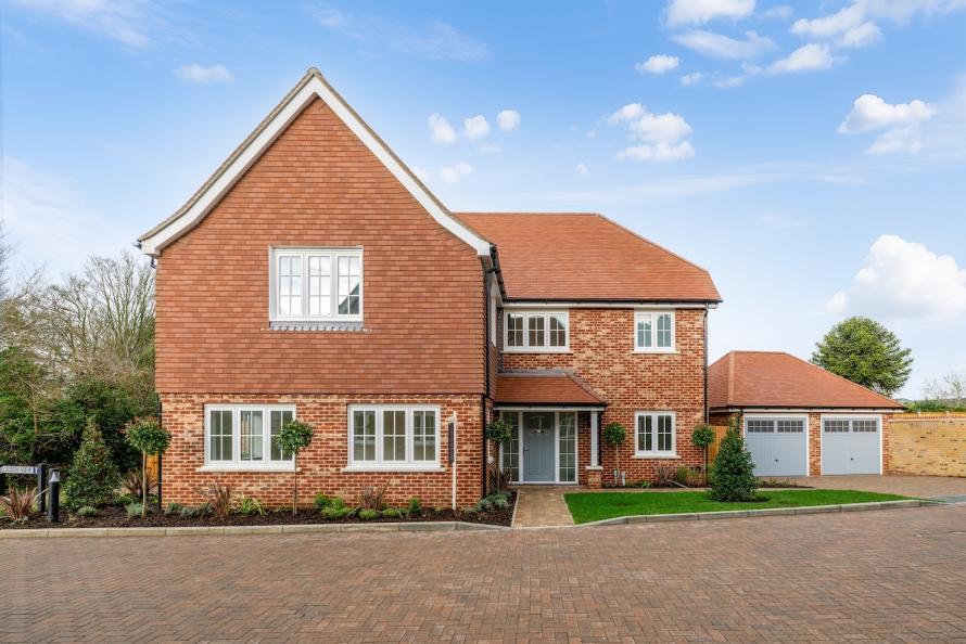 Main image of property: Little Green Lane,
Croxley Green,
Rickmansworth,
WD3 3JJ