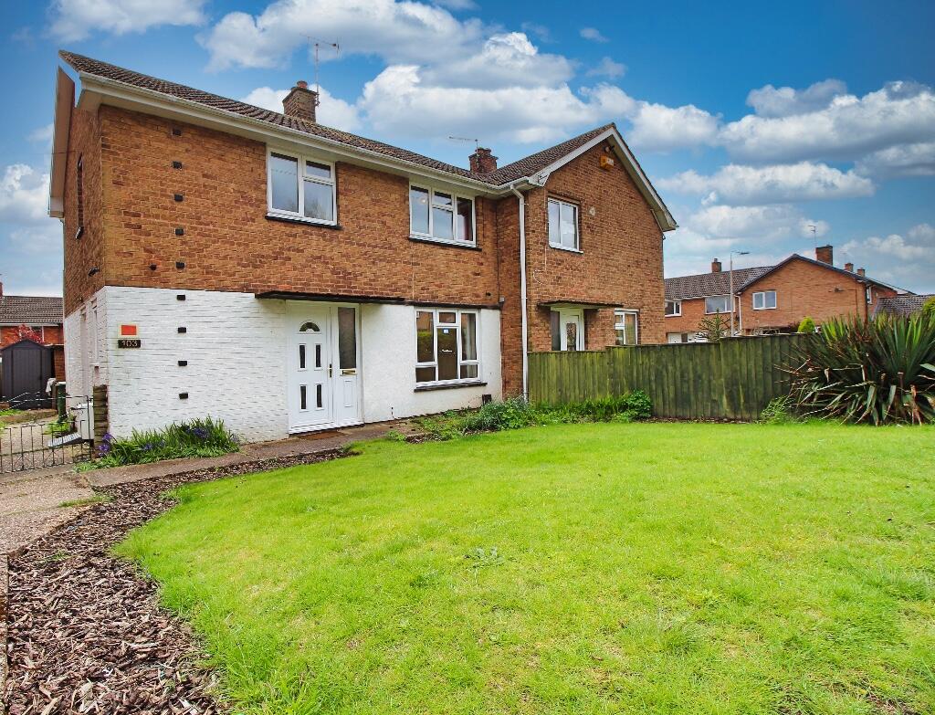 3 bedroom semidetached house for sale in Egmanton Road, NG20