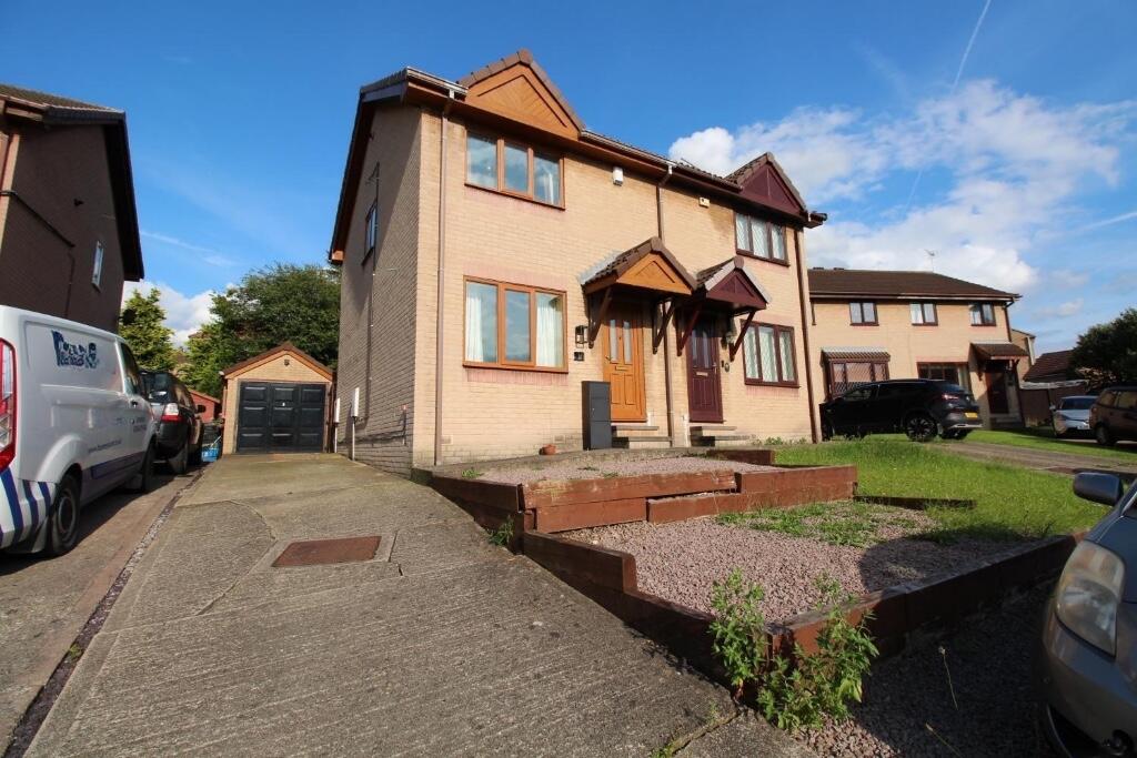 2 bedroom semidetached house for sale in Deepdale Road, Bolsover, S44