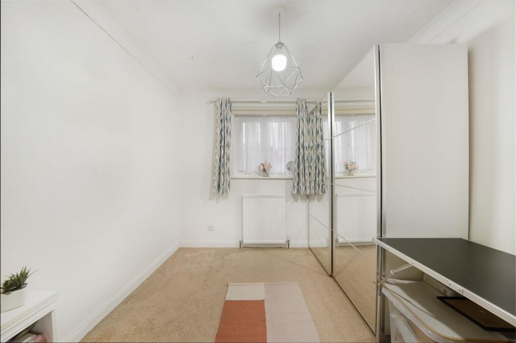 Main image of property: Darenth Lane, South Ockendon, RM15