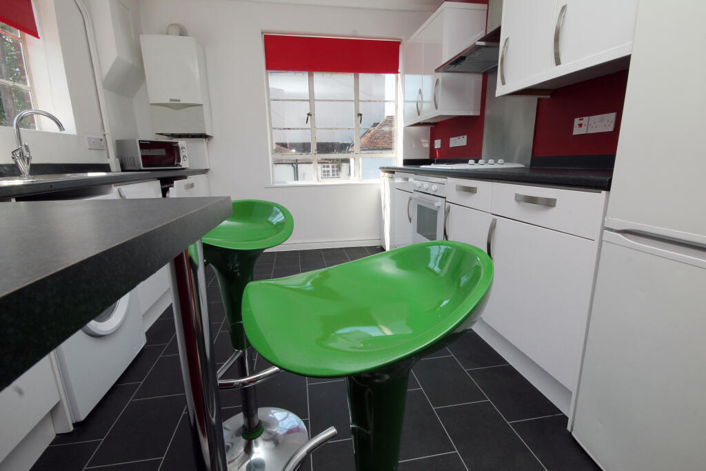 Main image of property: Oaten Hill Court, Canterbury, CT1 3HS