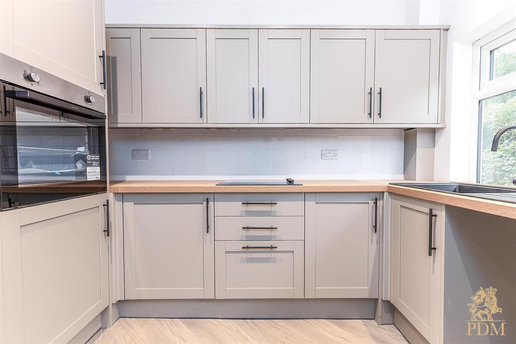 Main image of property: Spring Terrace, Nuthall, Nottingham