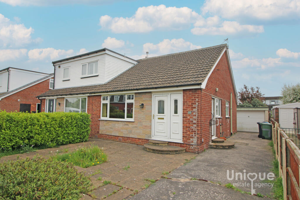 Main image of property: Wades Croft,  Freckleton, PR4