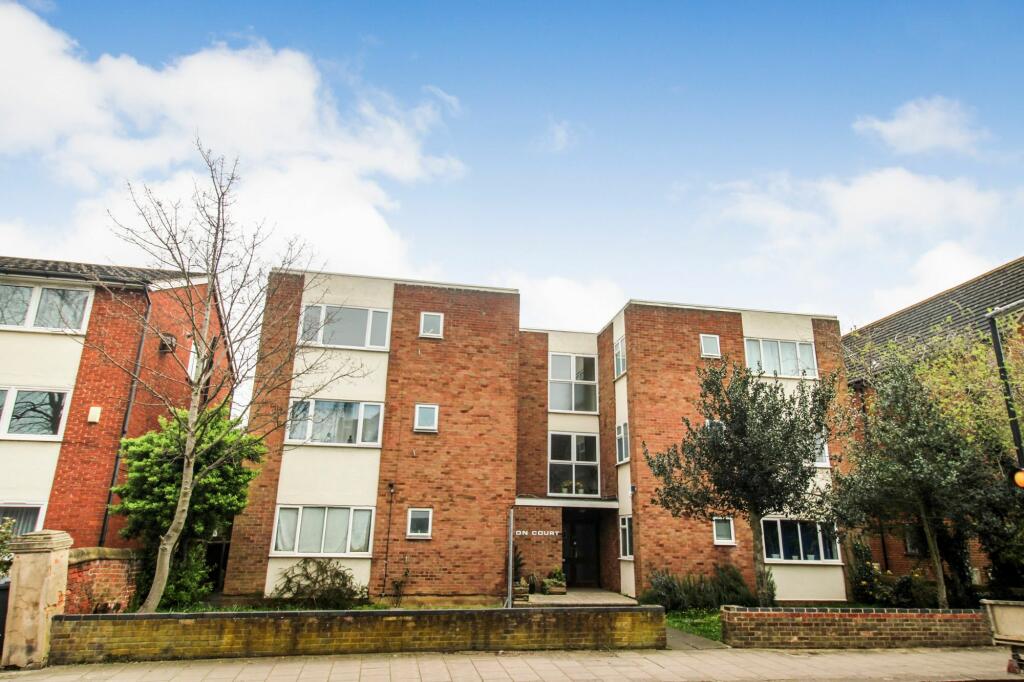 2 bedroom apartment for rent in Shakespeare Road, Bedford, MK40