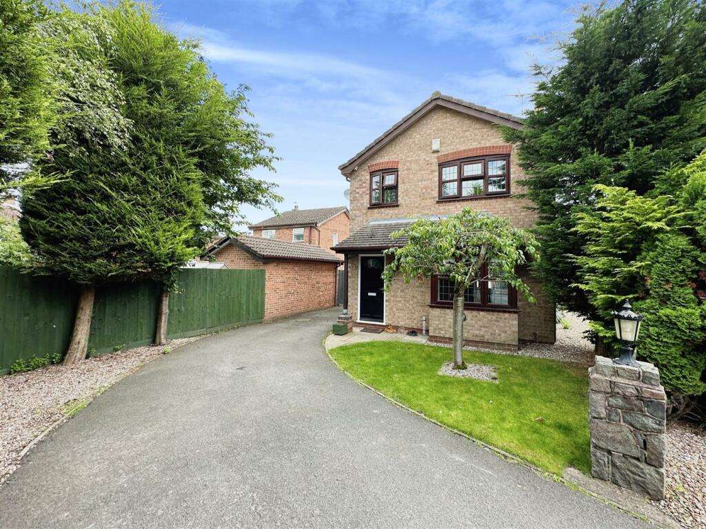 3 bedroom detached house for sale in Beaumaris Road, Mountsorrel