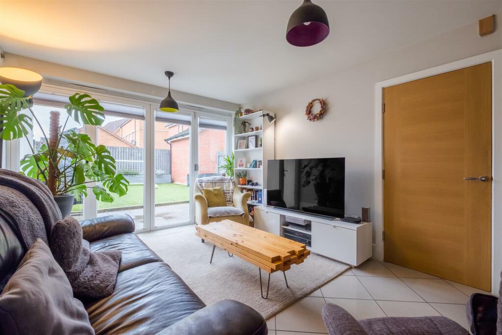 Additional property image - Weavers Way, Scholes, Cleckheaton, BD19 6AN