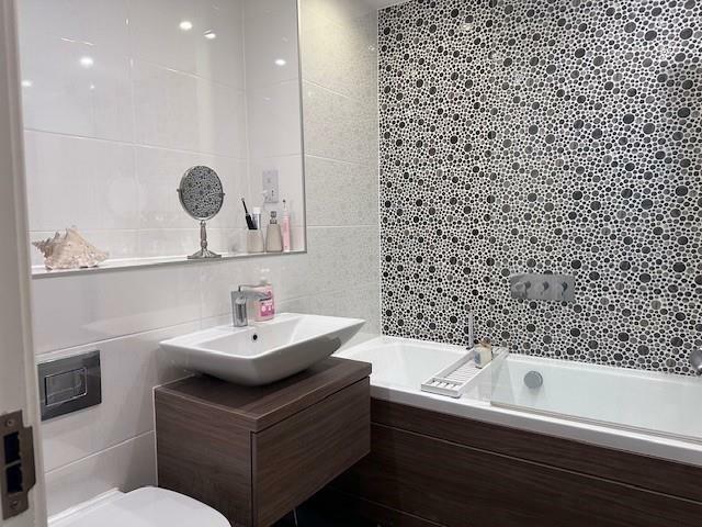 Additional property image - Weavers Way, Scholes, Cleckheaton, BD19 6AN