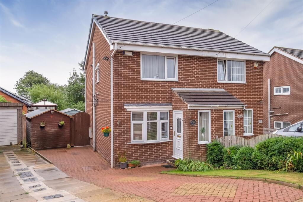 Main image of property: Park Lea, Bradley, Huddersfield, HD2 1GR