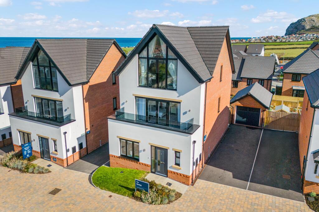 Main image of property: Nant y Gamar Road,
Llandudno,
LL30 1YE