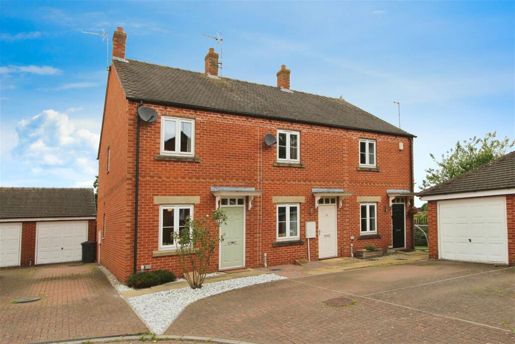 2 bedroom end of terrace house for sale in Engelhart Close, Brayton