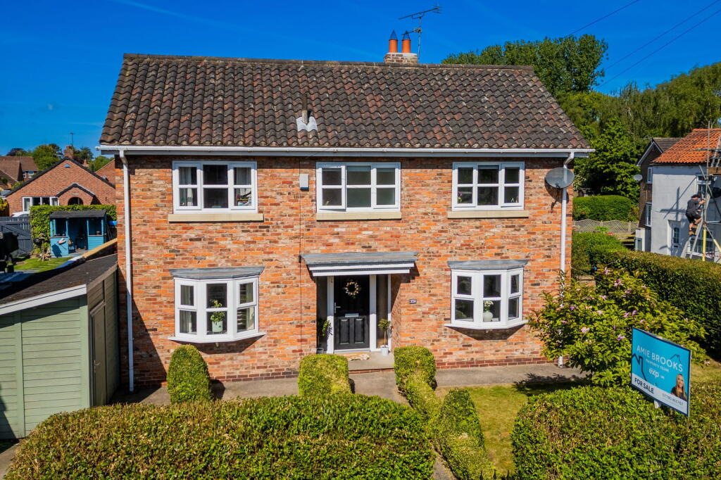 Main image of property: Pinfold Street, Howden, DN14 7DE