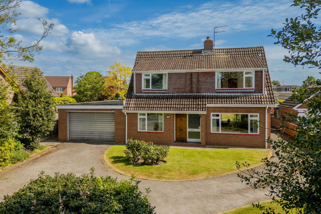 Main image of property: Moss Green Lane, Brayton, YO8 9EN