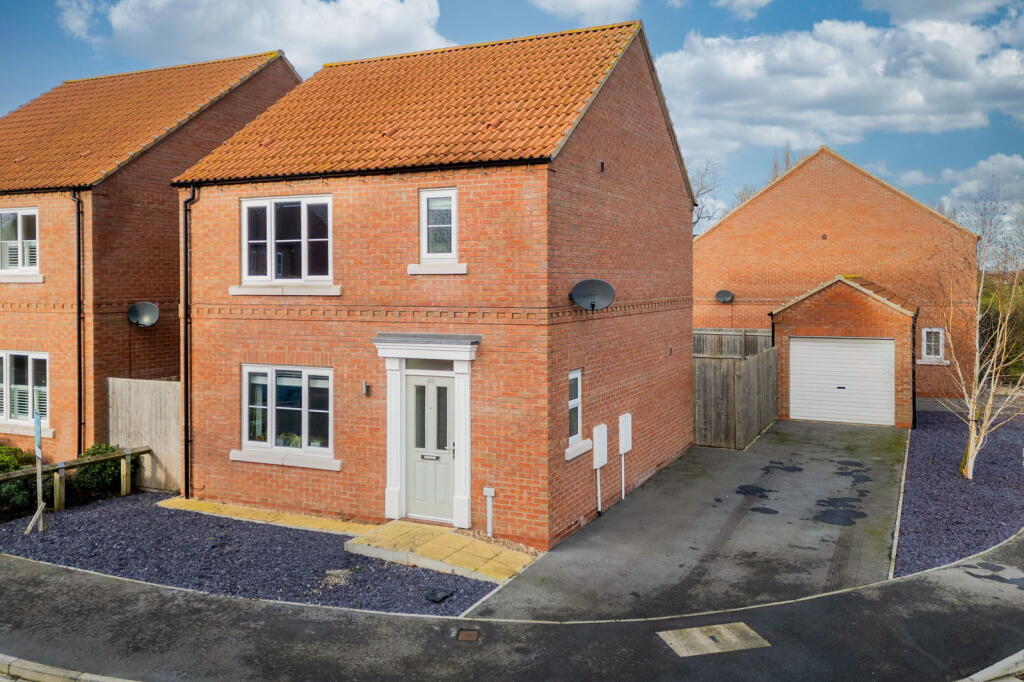 Main image of property: The Laurels, Barlby, Selby, YO8 5LW