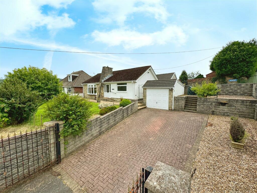 2 bedroom detached bungalow for sale in Brynheulog, Cwmavon, Port Talbot, SA12 9LA, SA12