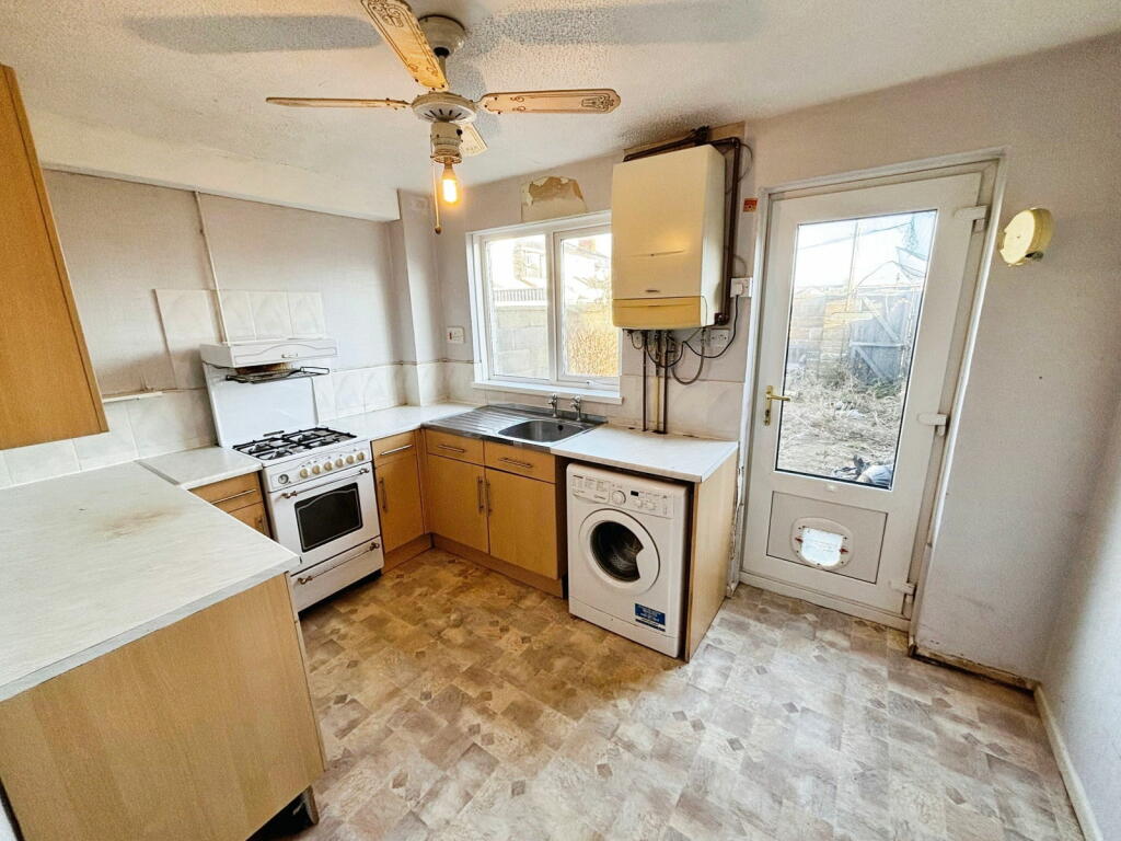 Additional property image - Westbourne Court, Porthcawl, CF36 3HN