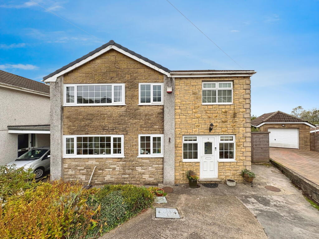 Main image of property: 6 Hilltop Close, Baglan, SA128YH