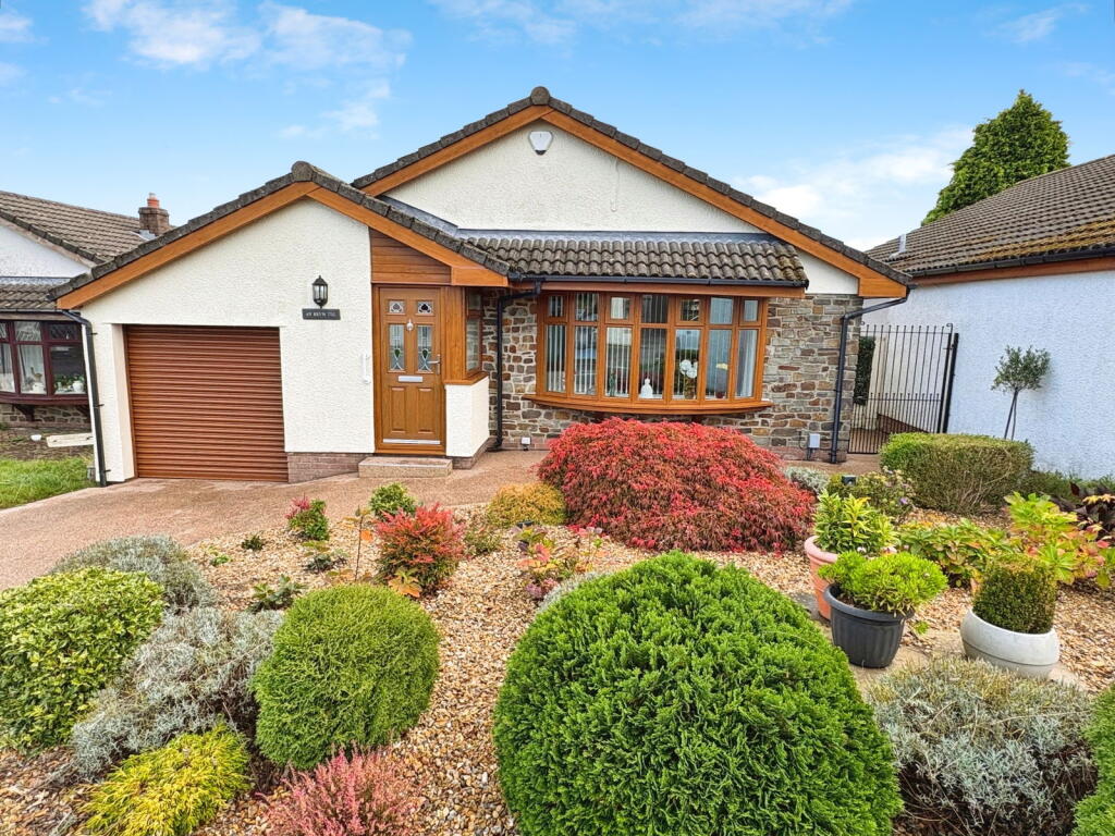 Main image of property: 49 Brynteg, Llansamlet, Swansea, SA79SZ