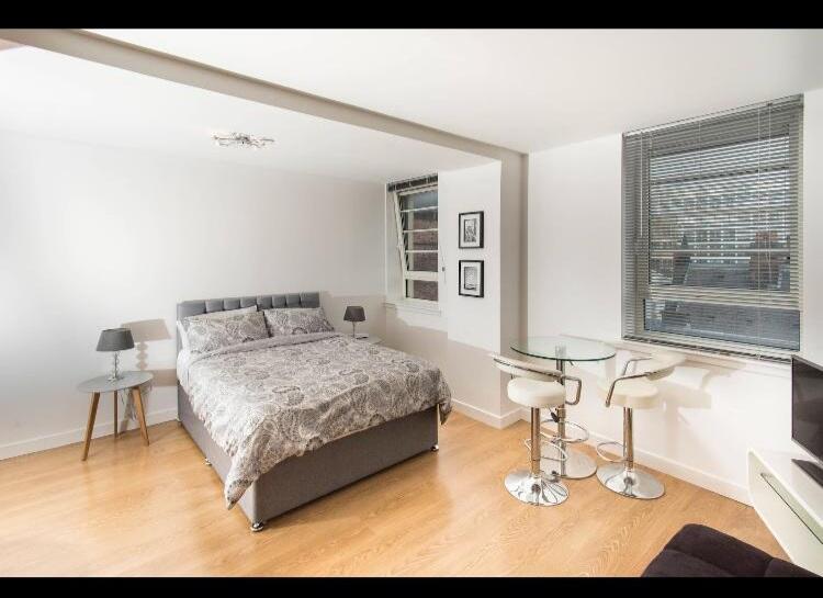 Main image of property: Sauchiehall Street, Glasgow, G2